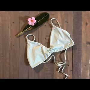 ❌SOLD❌Lspace bikini top